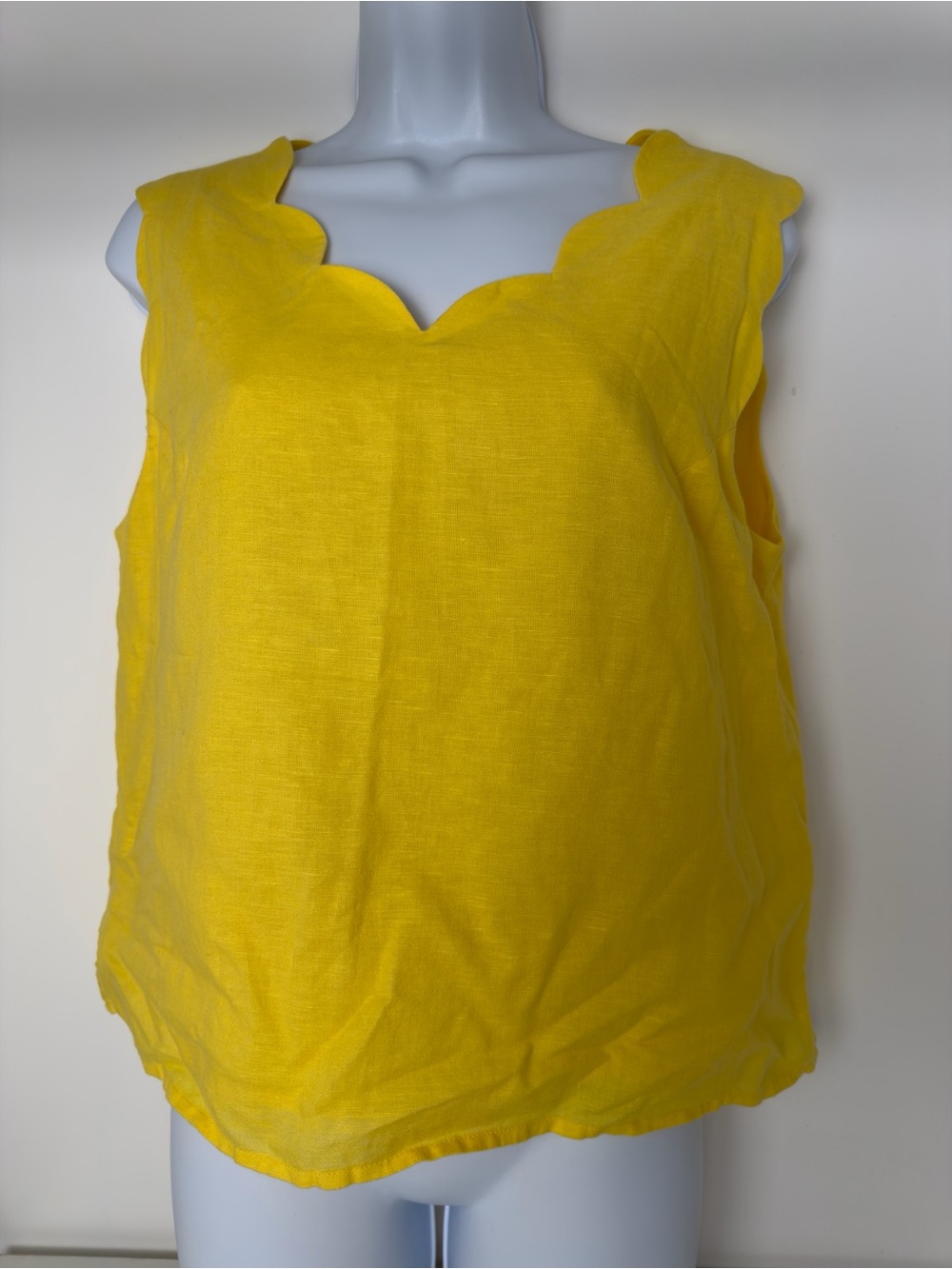 Banana Republic Yellow Scalloped Neck Tank Top